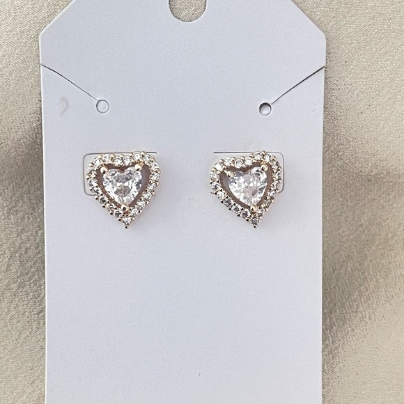 18k Gold Filled CZ Diamond Heart Earrings - Picture 7 of 9